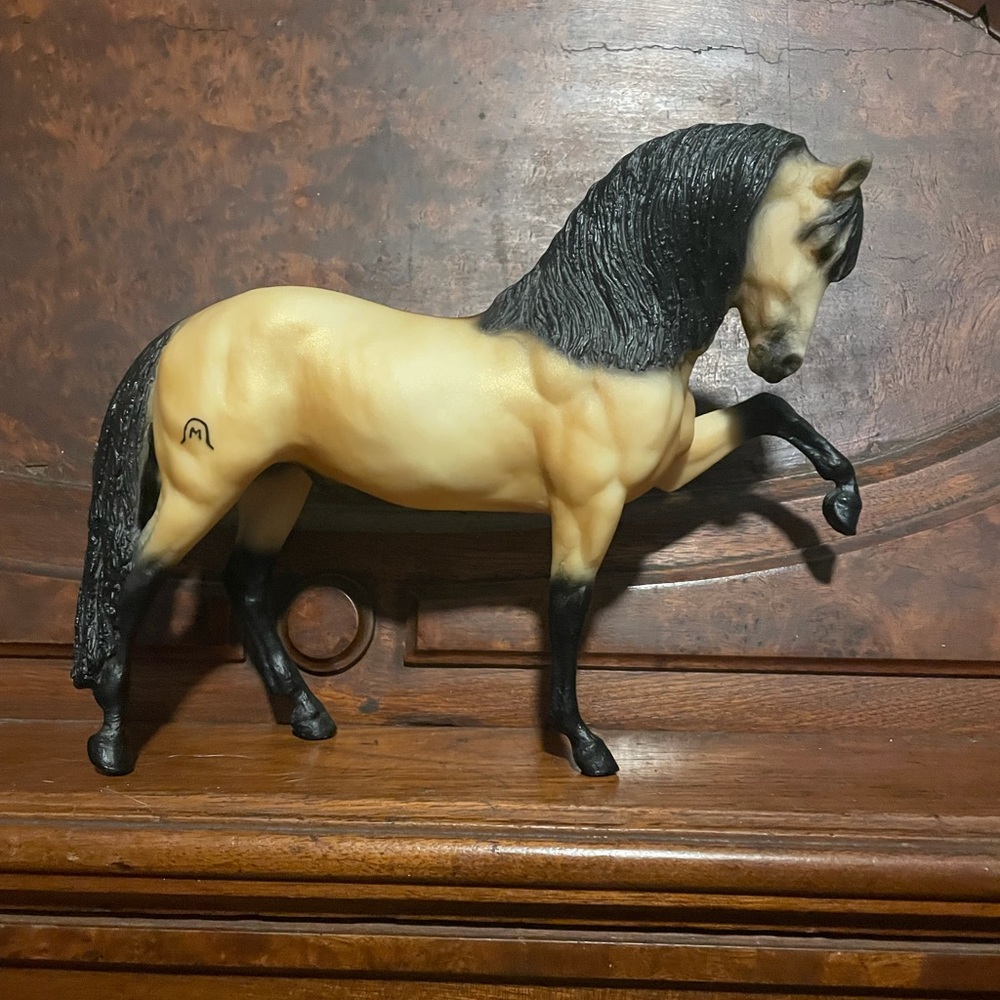 Breyer Lavrador
